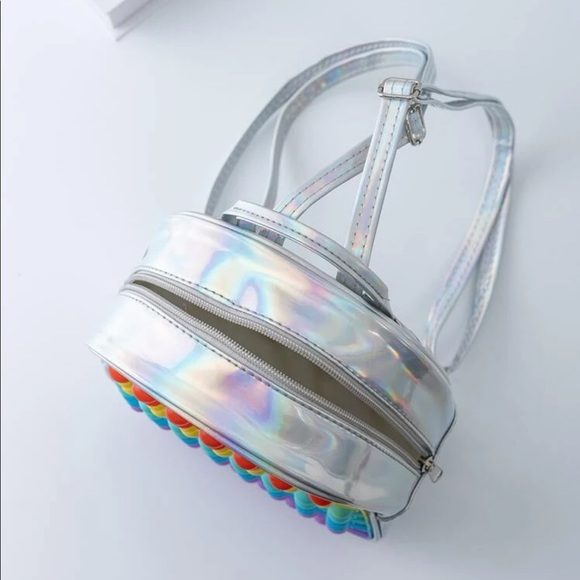 Girls Holographic Backpack with Multi Color Bubble Design OS New - Picture 3 of 5